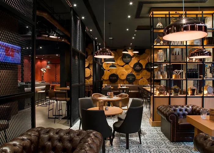 Hotel Pearl Rotana Capital Centre